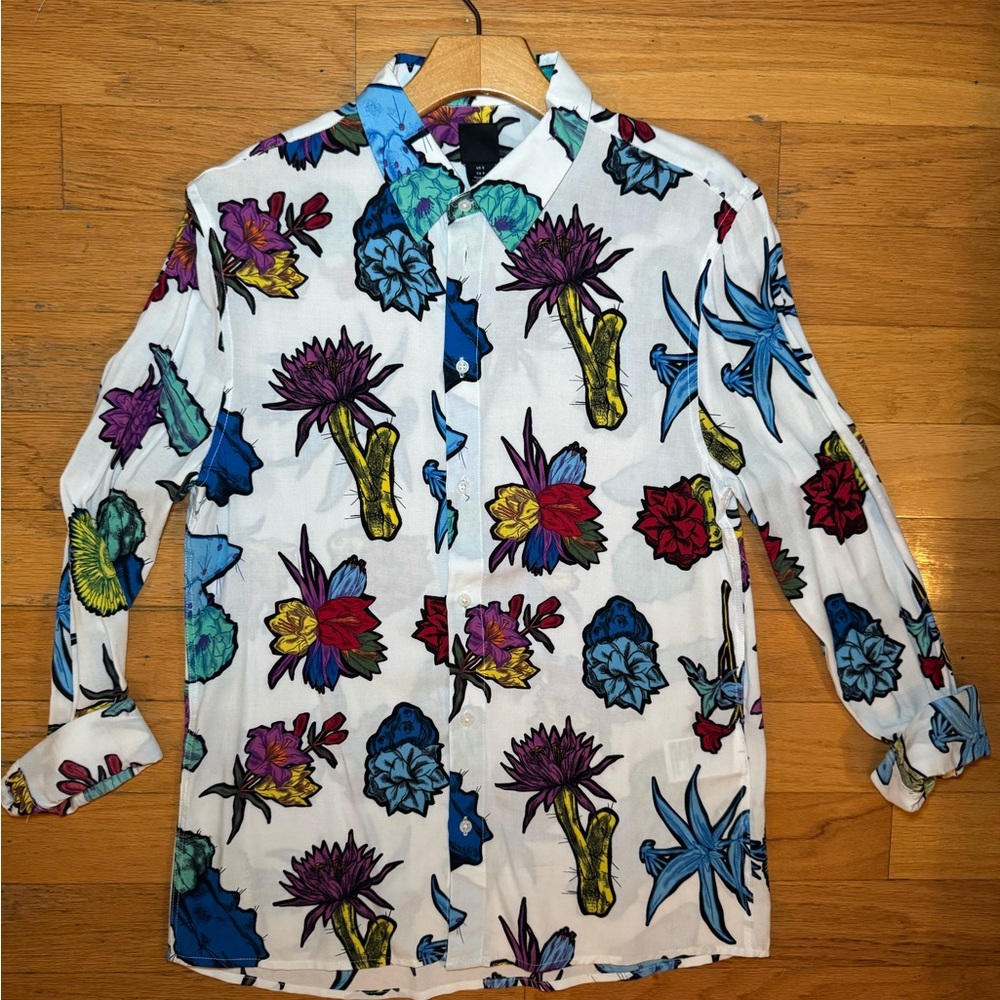 H&M Multi-Colored Casual Button Down Shirt -Size Small